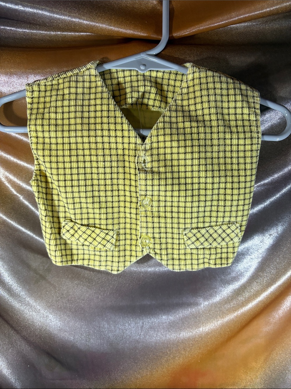 Vintage corduroy 6m(?) Yellow Plaid Vest with‎ Button Front 411